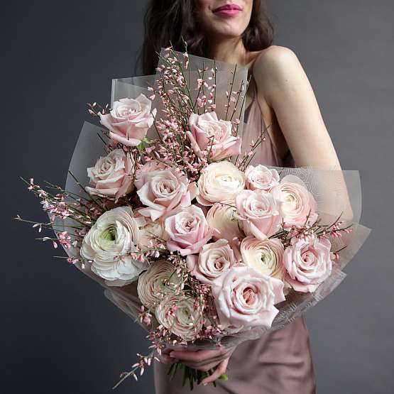 Flower Bouquets & Baskets - Image 3